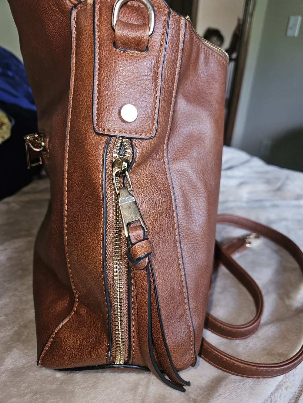 Women's Brown Shoulder Bag - Classic Carryall - Picture 2 of 12